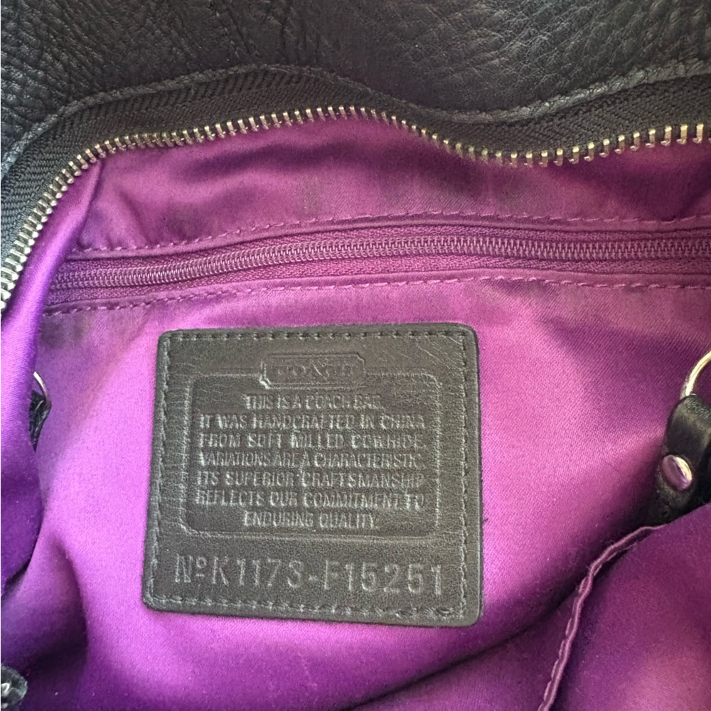 Coach Carly Hobo Bag Black and Nickel - Picture 4 of 7